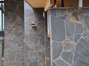 Kamień nieregularny (dzikówka) GR2 KWARCYT 1 – Hurtownia Kamienia El-Pol